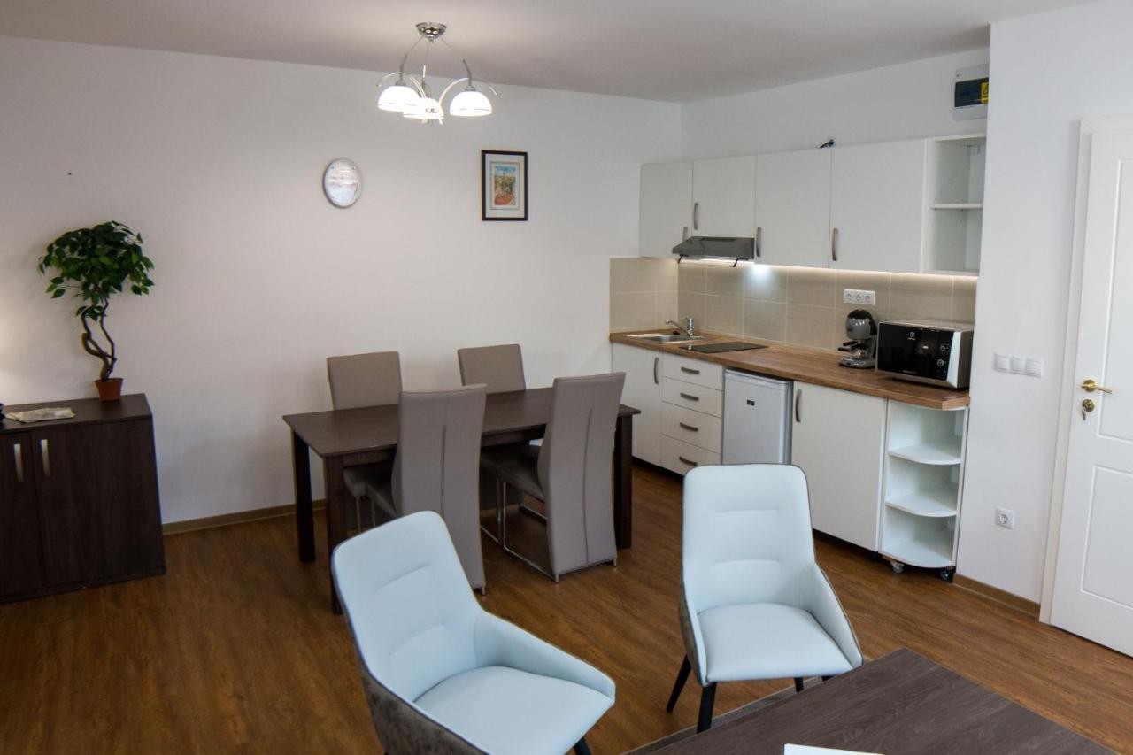 Mecset Apartman Eger Exterior photo